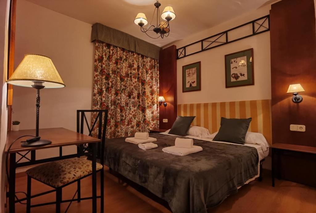 Hostal Rural Alto Tajo Poveda Poveda de la Sierra 外观 照片
