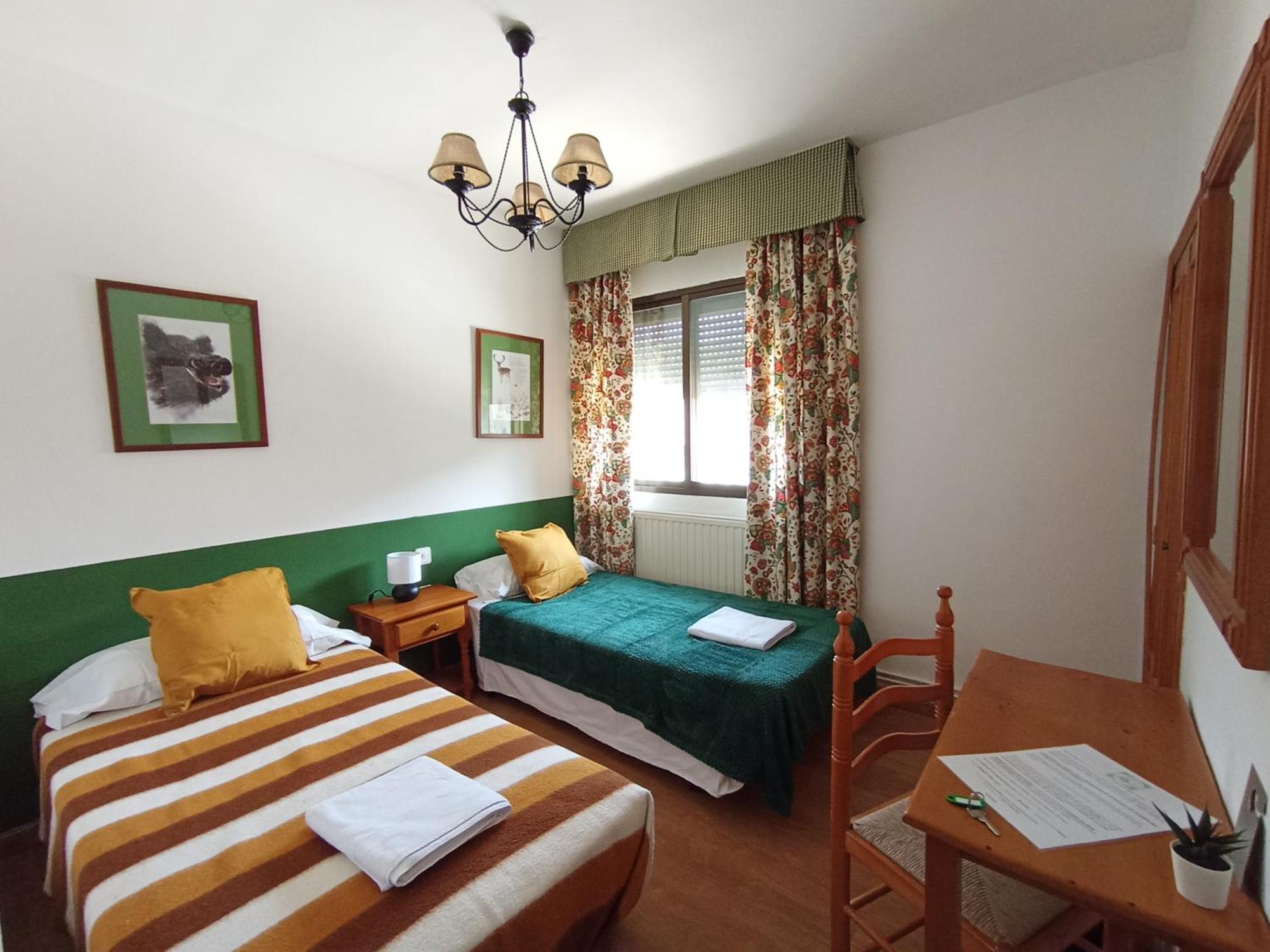 Hostal Rural Alto Tajo Poveda Poveda de la Sierra 外观 照片