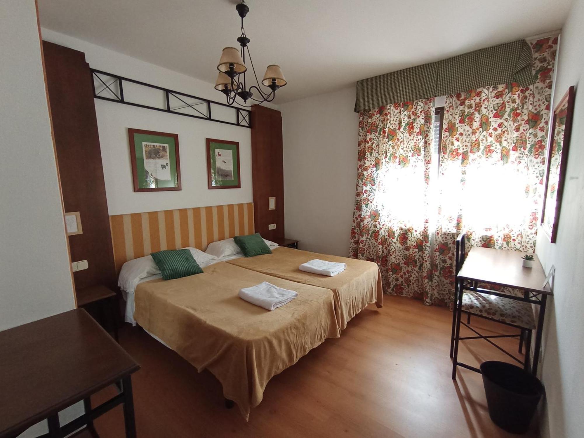 Hostal Rural Alto Tajo Poveda Poveda de la Sierra 外观 照片