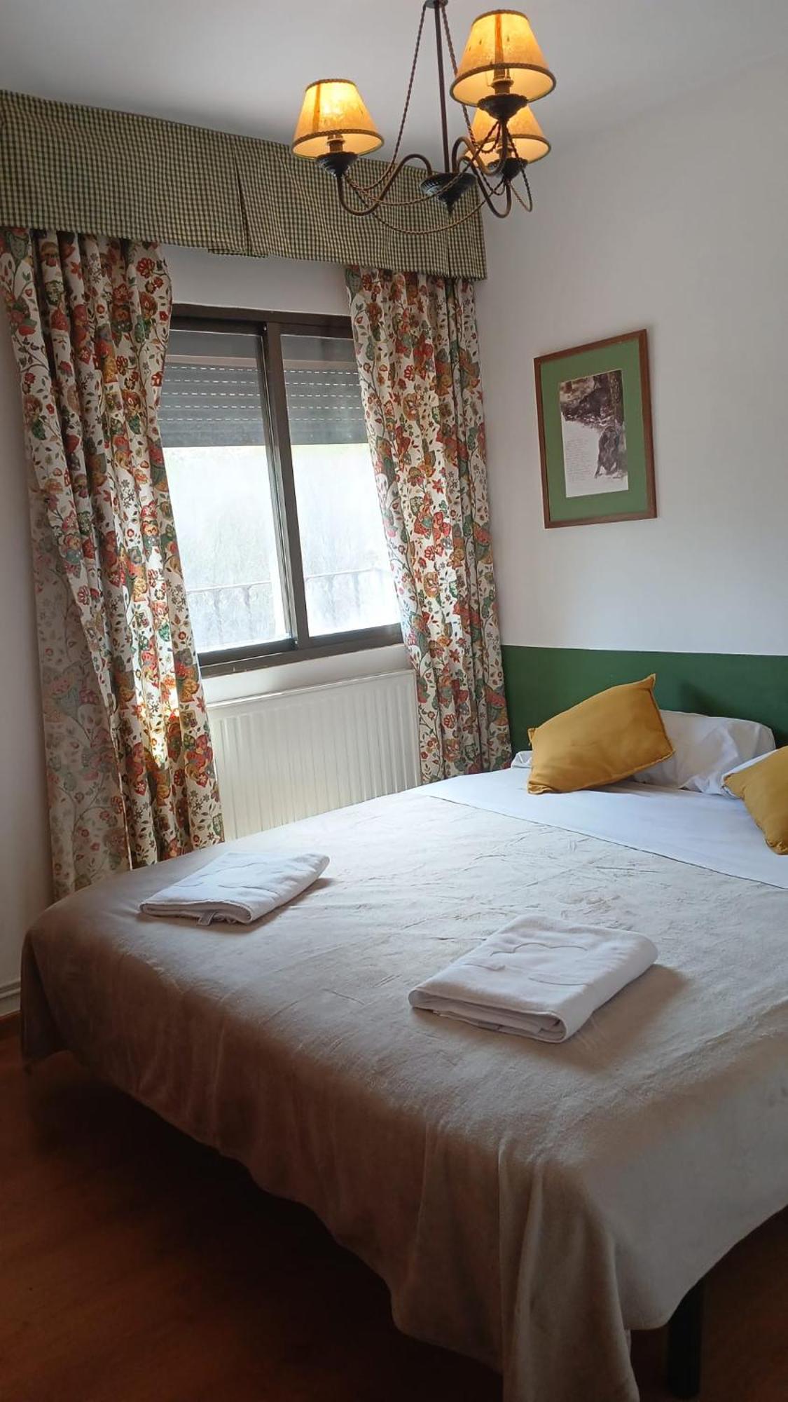 Hostal Rural Alto Tajo Poveda Poveda de la Sierra 外观 照片
